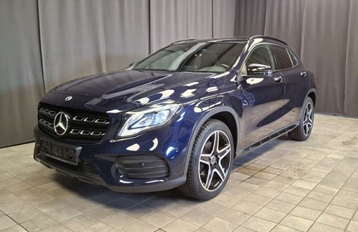Mercedes-Benz GLA 200